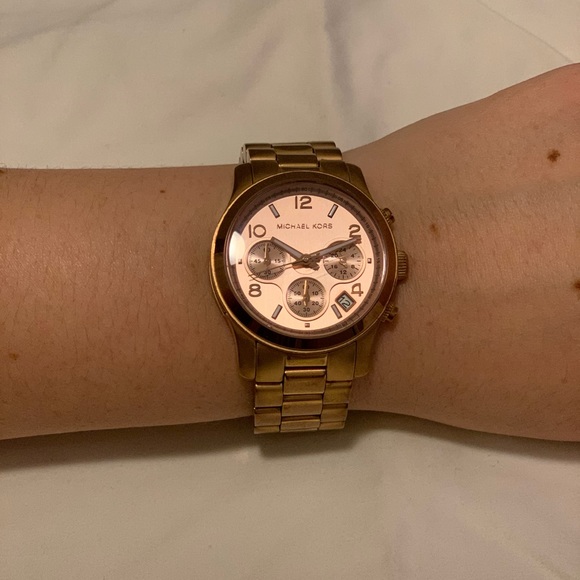 Michael Kors Watch main image 16
